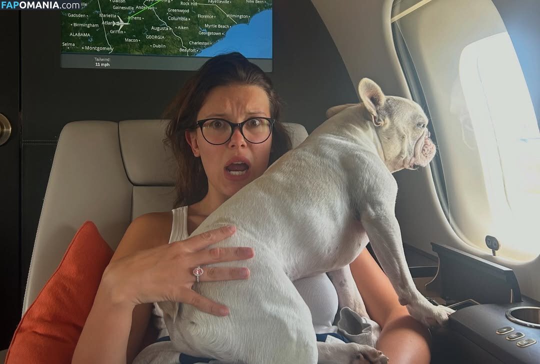 Millie Bobby Brown / milliebobbybrown Nu OnlyFans  Photo fuitée #21