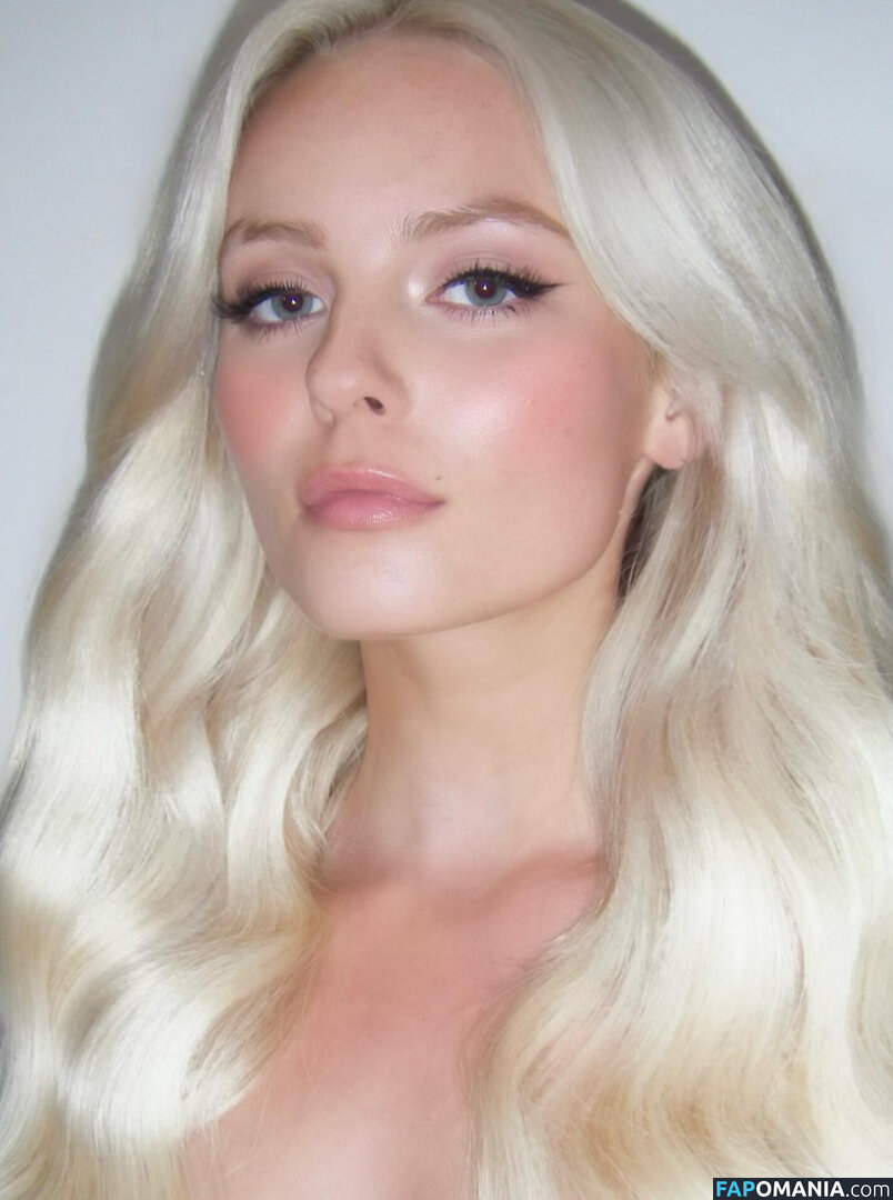 Millie Gibson / milliegibbo Nu OnlyFans  Photo fuitée #2