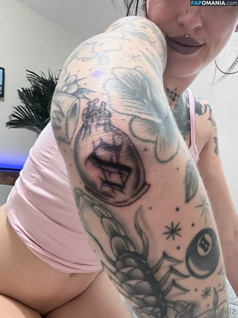 Millie Millz / MillieKnoxx / milliemillz Nu OnlyFans  Photo fuitée #674