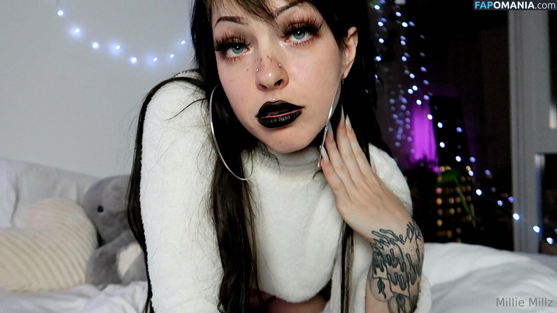 Millie Millz / MillieKnoxx / milliemillz Nu OnlyFans  Photo fuitée #681