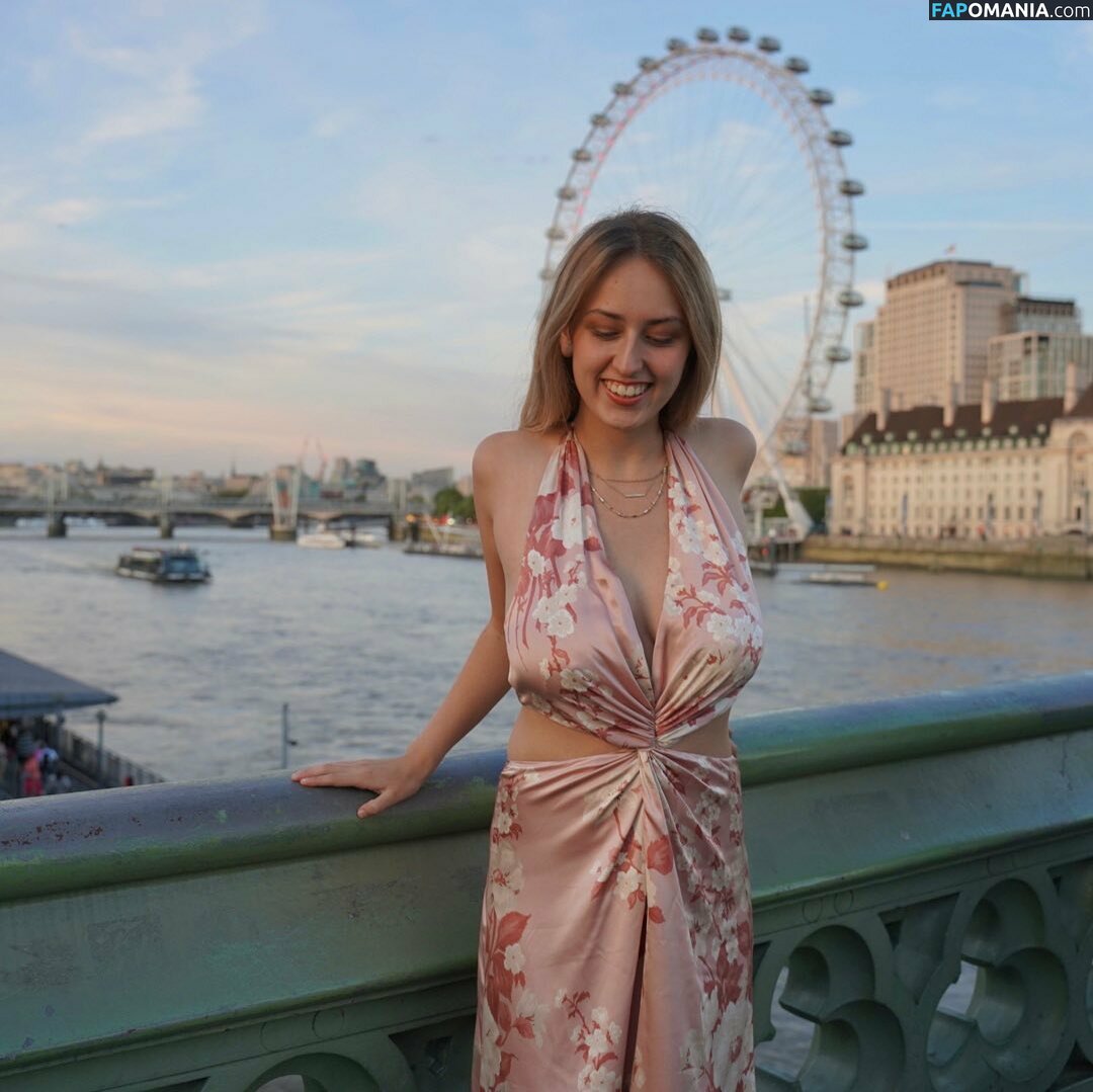 mimisounds Nu OnlyFans  Photo fuitée #16