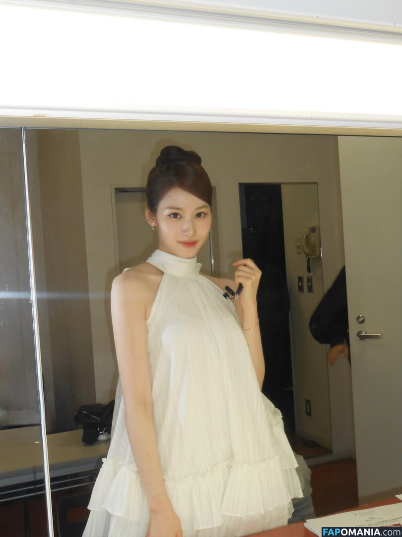 Minatozaki Sana / TWICE / m.by__sana Nu OnlyFans  Photo fuitée #7