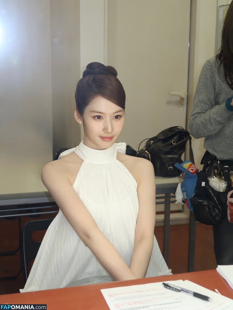Minatozaki Sana / TWICE / m.by__sana Nu OnlyFans  Photo fuitée #10