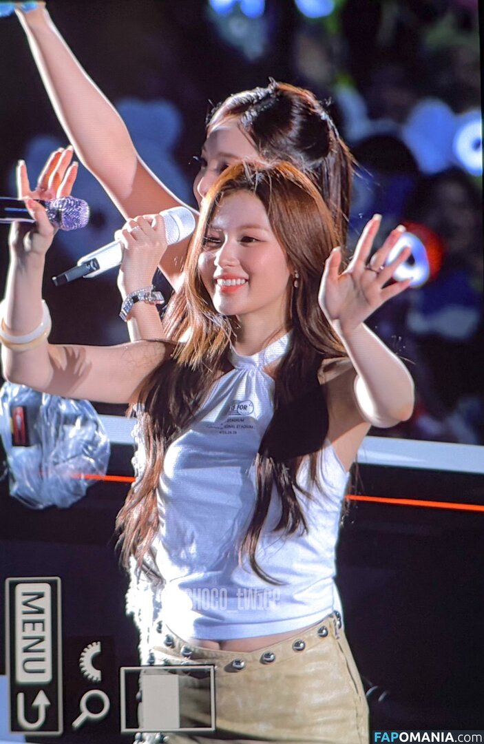 Minatozaki Sana / TWICE / m.by__sana Nu OnlyFans  Photo fuitée #22