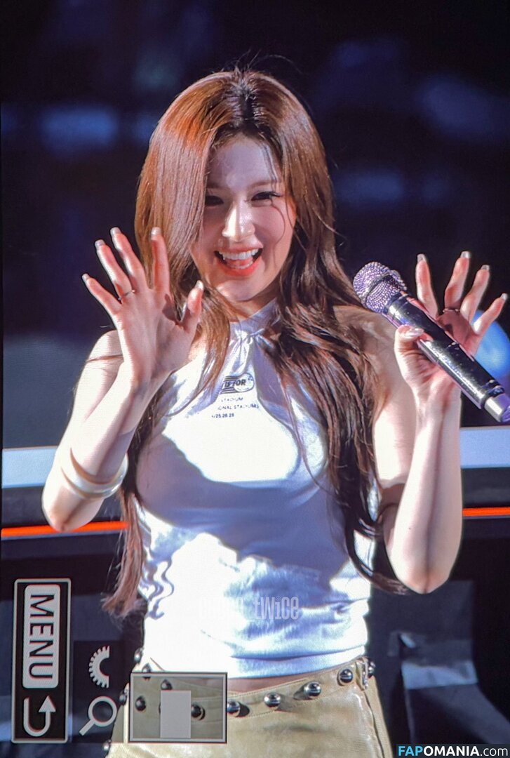 Minatozaki Sana / TWICE / m.by__sana Nu OnlyFans  Photo fuitée #24
