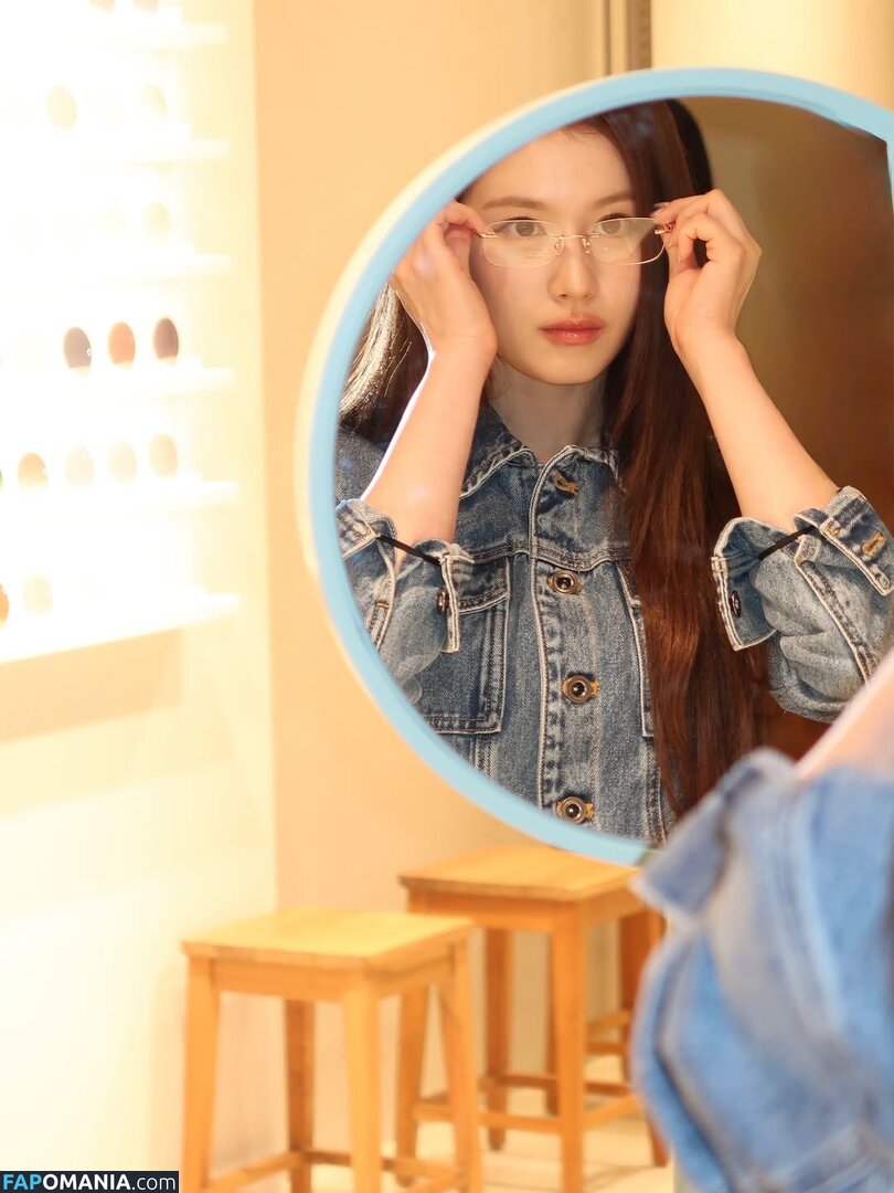 Minatozaki Sana / TWICE / m.by__sana Nu OnlyFans  Photo fuitée #51