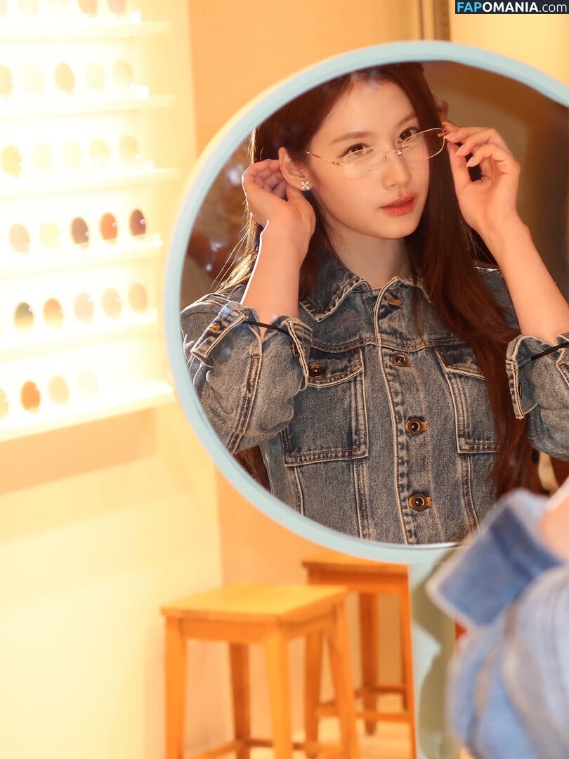 Minatozaki Sana / TWICE / m.by__sana Nu OnlyFans  Photo fuitée #57