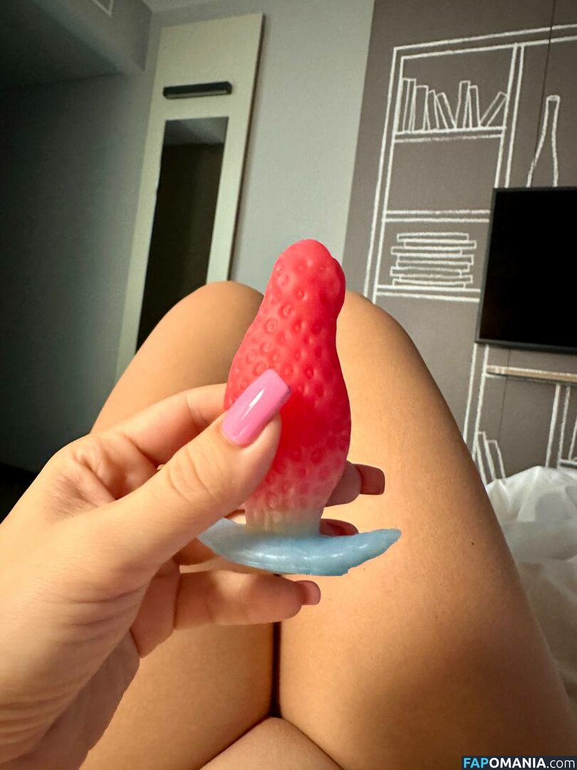 Mindiyarova11 / mindi11 Nu OnlyFans  Photo fuitée #477