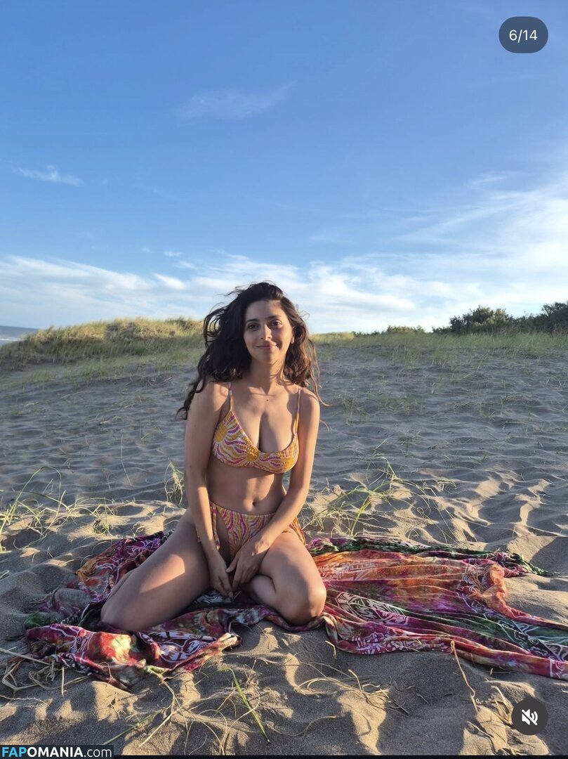 Miqui Lilintal / mic.lilintal / miquililintal Nu OnlyFans  Photo fuitée #4