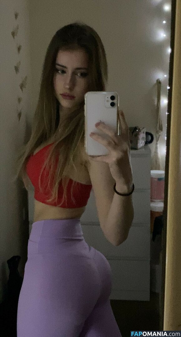 Mira.004 / model_mira Nu OnlyFans  Photo fuitée #118