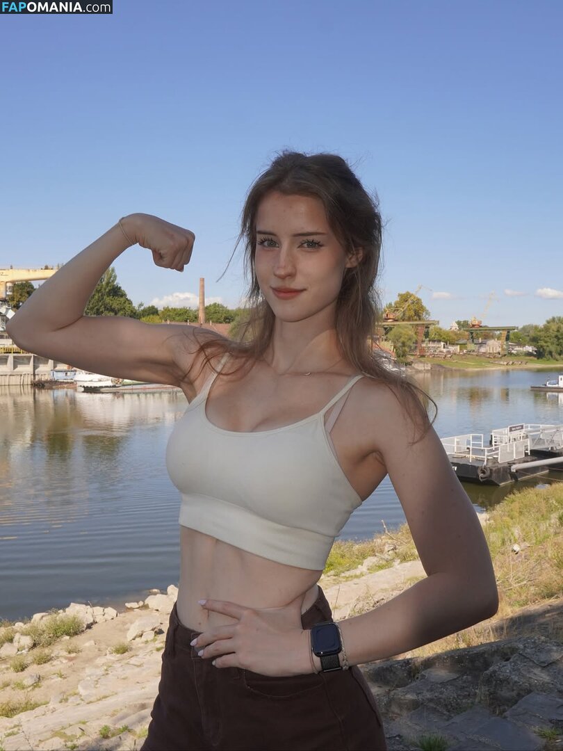 Mira.004 / model_mira Nu OnlyFans  Photo fuitée #1456
