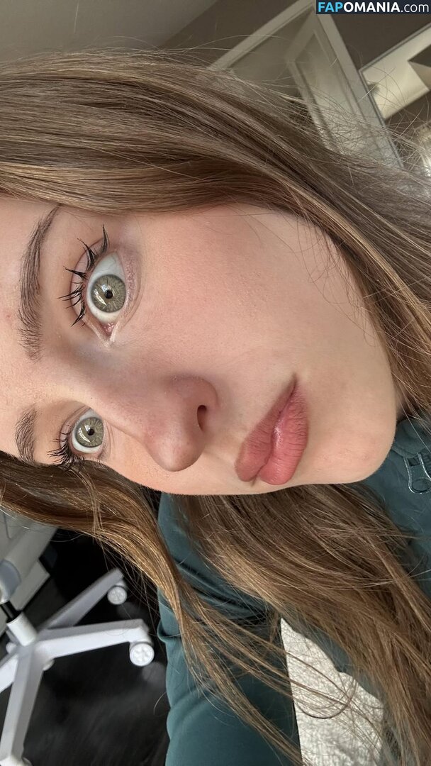 Mira.004 / model_mira Nu OnlyFans  Photo fuitée #1497