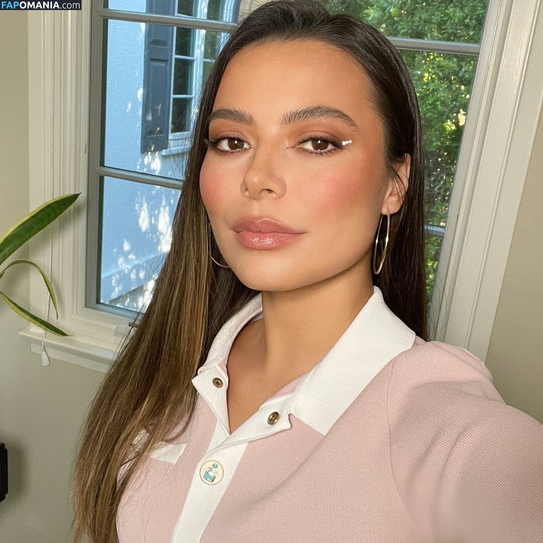 Miranda Cosgrove / MirandaCosgrove / onlyfanssz Nu OnlyFans  Photo fuitée #67
