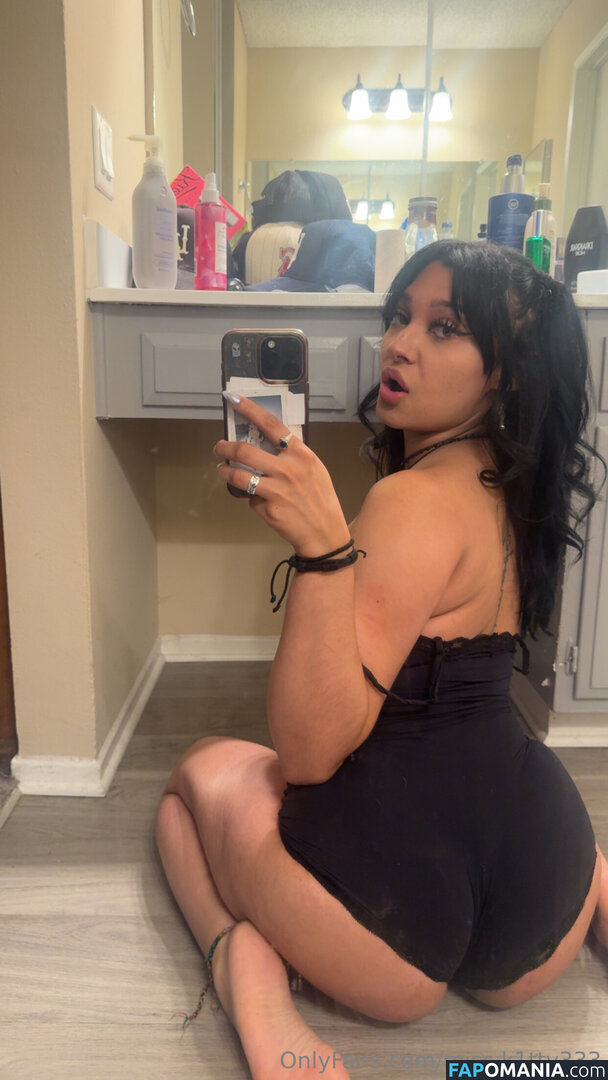 k8hlerr / m1ss.k1tty69 / miss.k1tty333 Nu OnlyFans  Photo fuitée #3