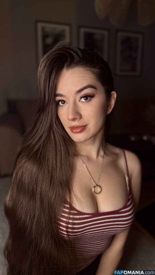 Miss Mikkaa / mikkka / missmikkaa Nu OnlyFans  Photo fuitée #328