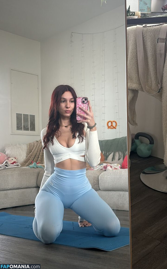 Miss X Bee Brii / miss.x.bee / miss.xbee Nu OnlyFans  Photo fuitée #400