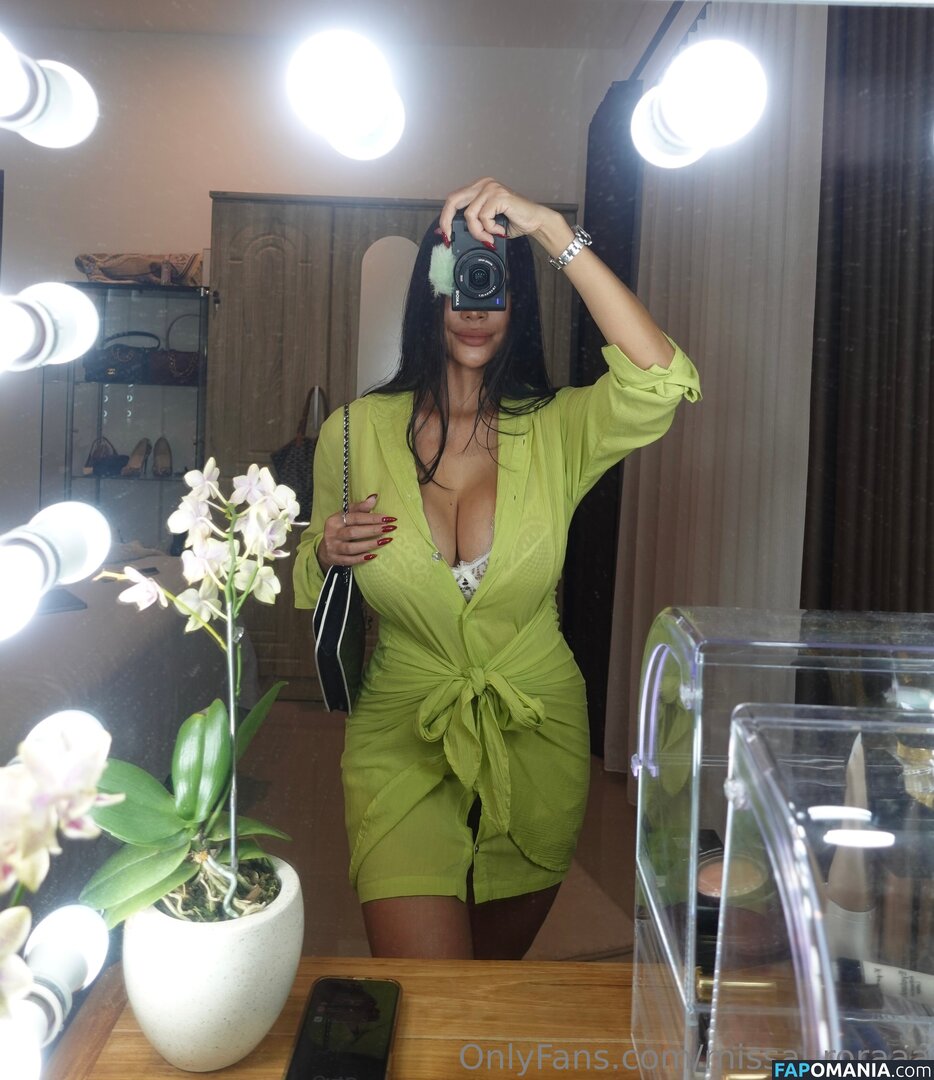 missauroraaa / sassysophyaudaciousaurora Nu OnlyFans  Photo fuitée #8