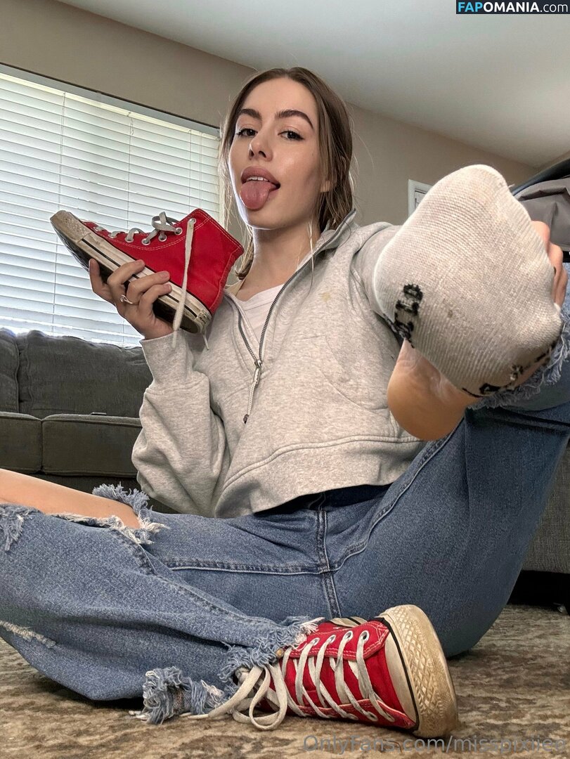 misspixieee / misspixiiee Nu OnlyFans  Photo fuitée #41
