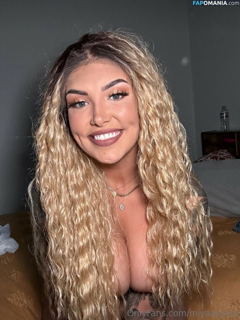 Miya Ulatowski / miyaacacia Nu OnlyFans  Photo fuitée #40