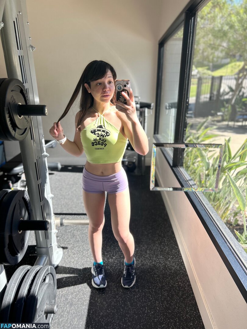 mochimonaxxx Nu OnlyFans  Photo fuitée #20