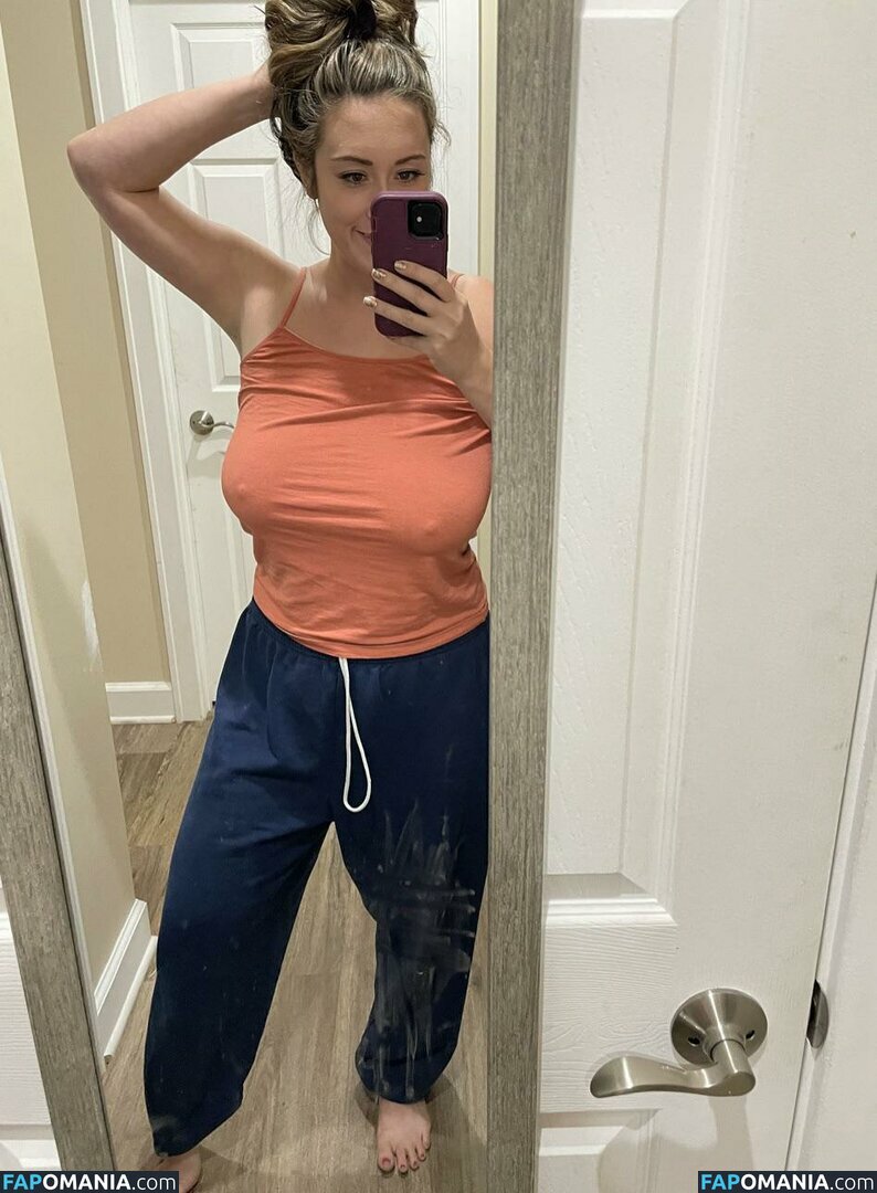 Momdd1998 Nu OnlyFans  Photo fuitée #11