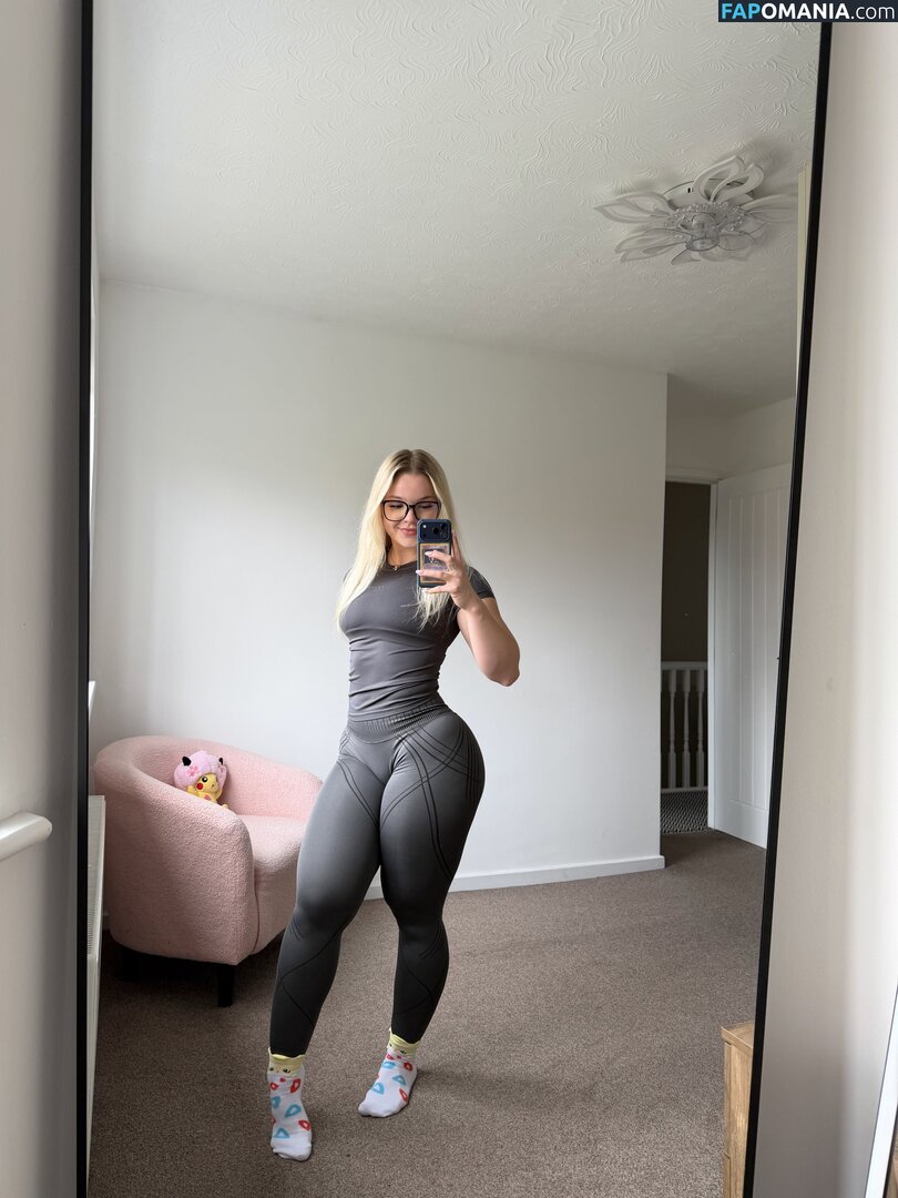 Avalynn Rose / _mommymewtwo / avalynnrose Nu OnlyFans  Photo fuitée #14