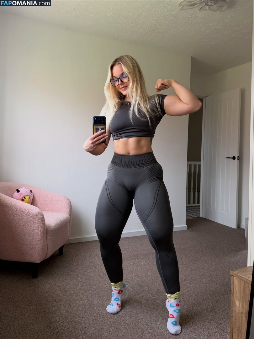Avalynn Rose / _mommymewtwo / avalynnrose Nu OnlyFans  Photo fuitée #16