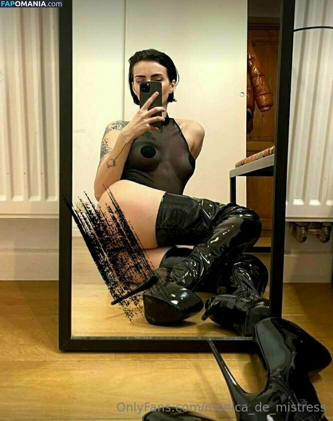 _monique_de_mistress / monica_de_mistress Nu OnlyFans  Photo fuitée #71