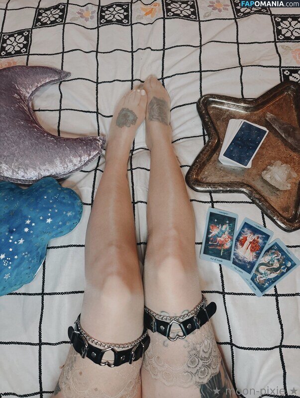 https: / moon-pixie Nu OnlyFans  Photo fuitée #15