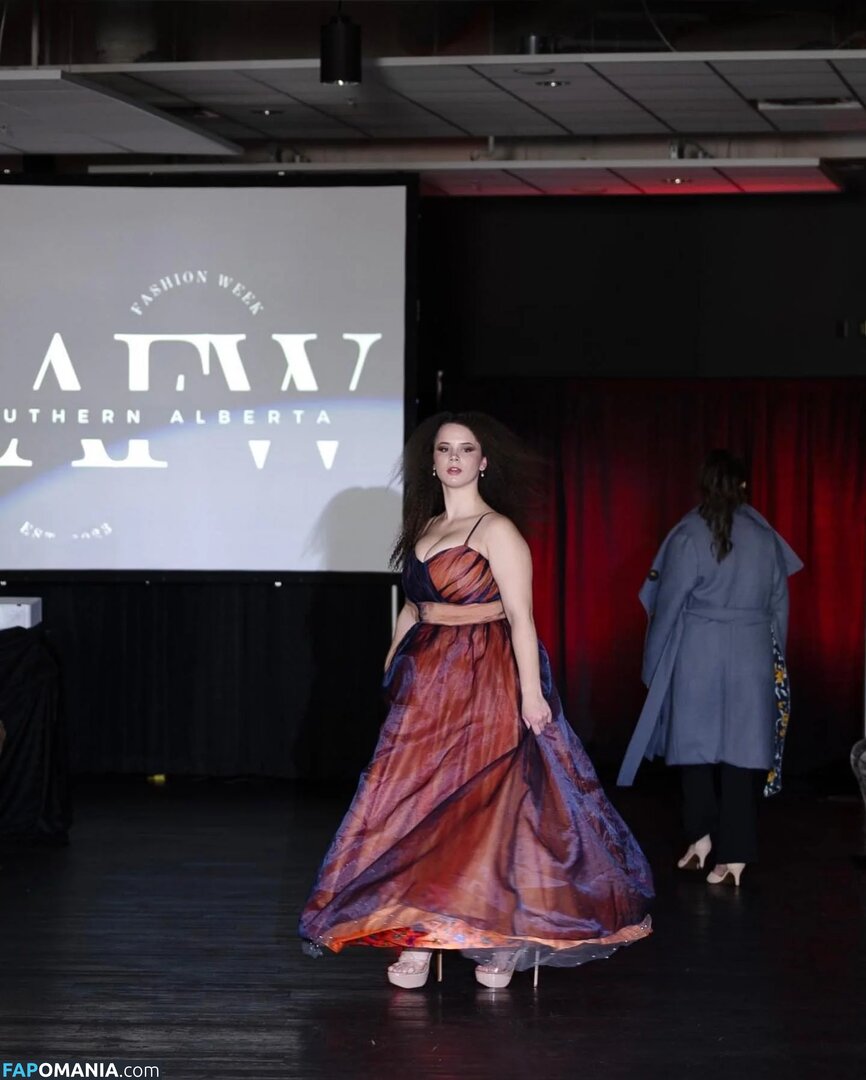 Morgan Miller / MorganDMiller / https: / morgzmiller Nu OnlyFans  Photo fuitée #27