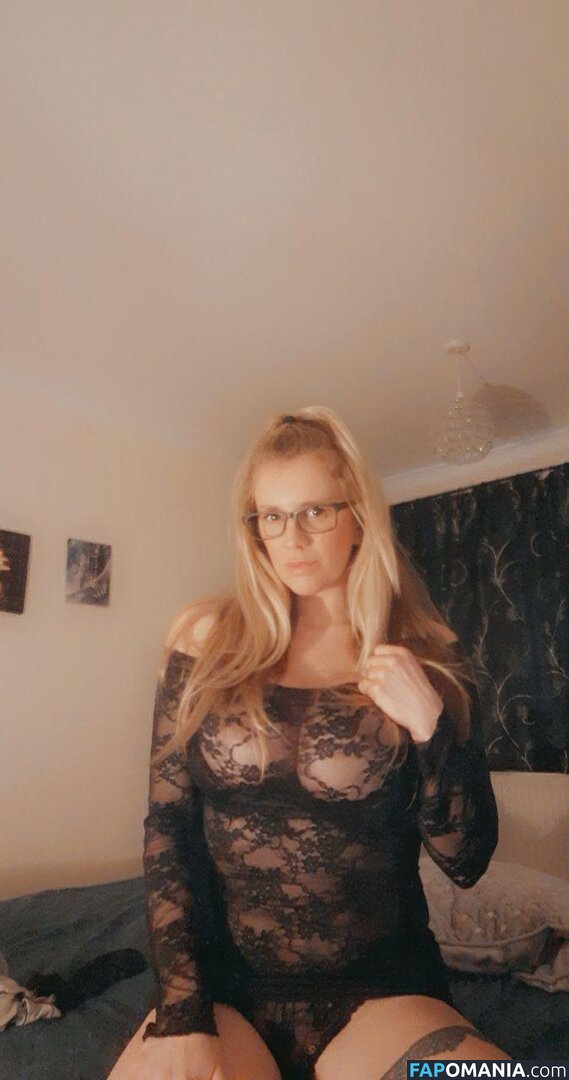 Morganellie Nu OnlyFans  Photo fuitée #4