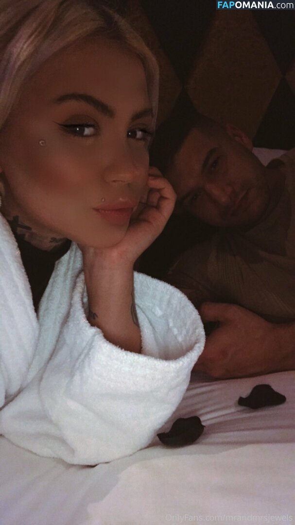 mrandmrsjewels Nu OnlyFans  Photo fuitée #17