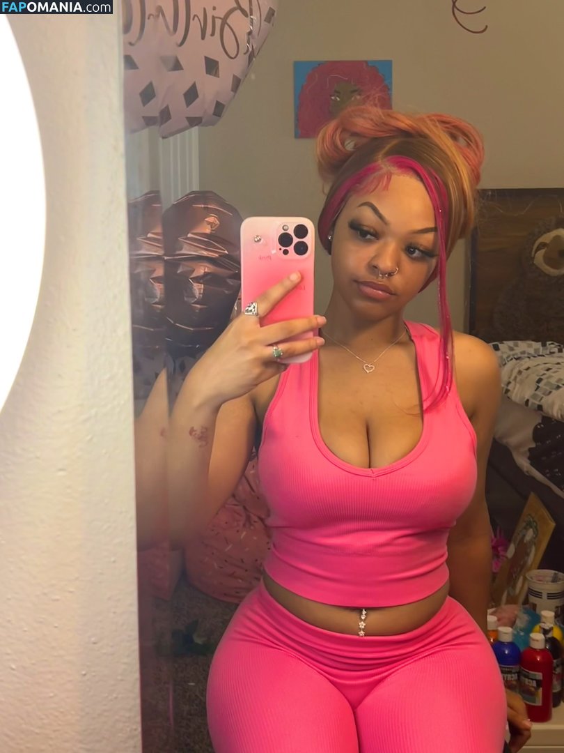 deacconti / hotgirlkatyy / mrs.supersoaker9000 / souljagirlkay Nu OnlyFans  Photo fuitée #5