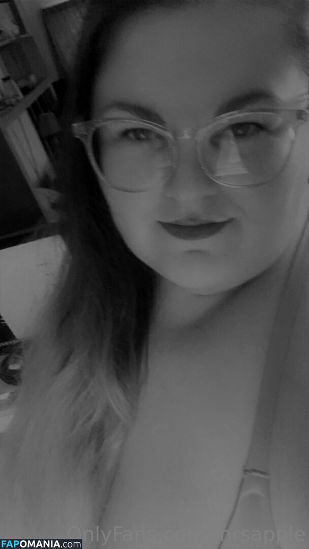 mrsapple / therealmrsapple Nu OnlyFans  Photo fuitée #92