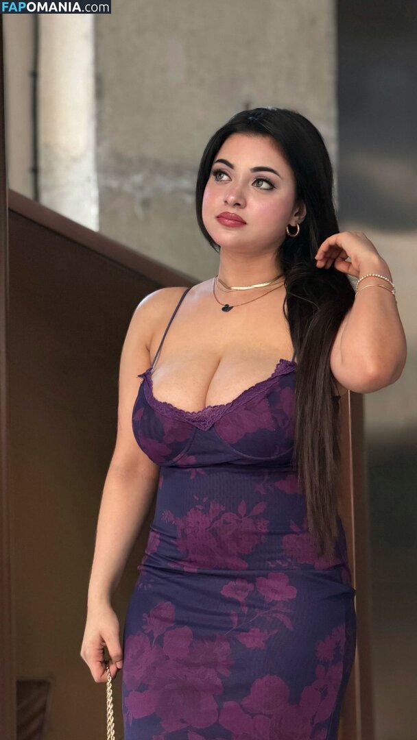 mumtahinaaa_ Nu OnlyFans  Photo fuitée #14