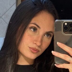 Nadia Stone