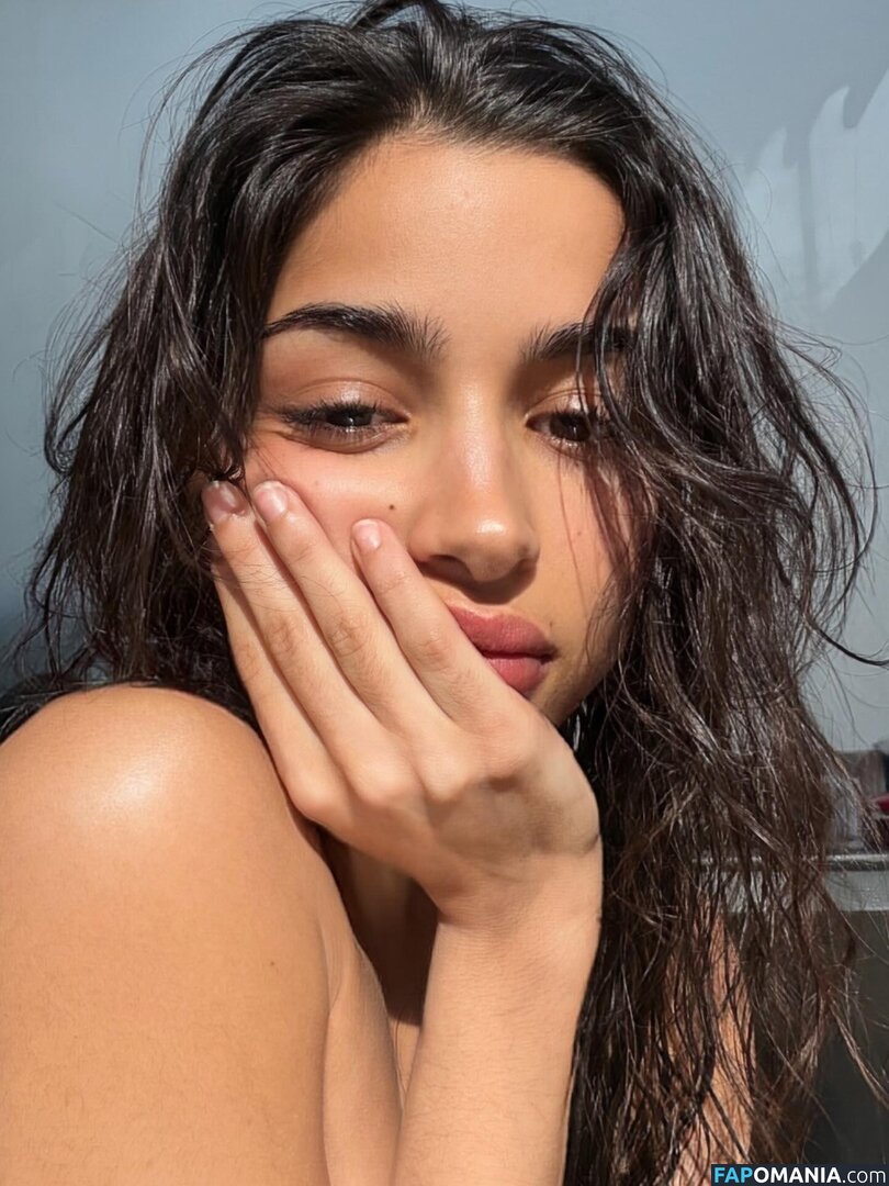 Najwa Khliwa / najwakhliwa Nu OnlyFans  Photo fuitée #1
