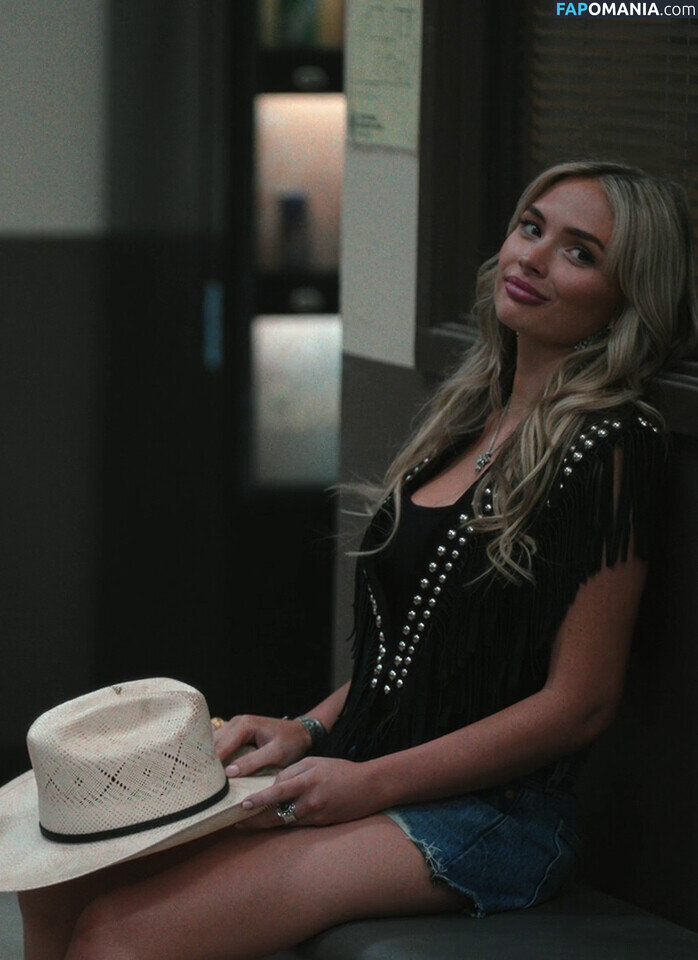 Natalie Alyn Lind / NatalieAlynLind / https: / natalynlind Nu OnlyFans  Photo fuitée #571