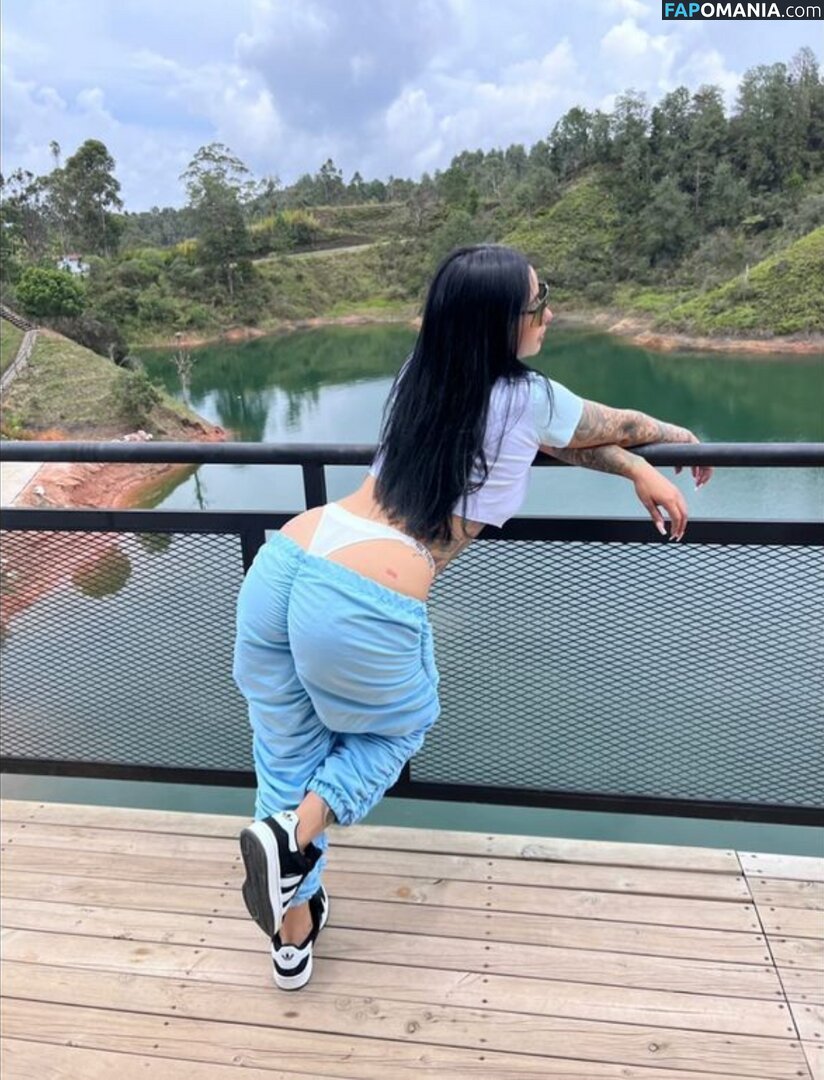 Nataly Martinez / Samantha_Hot_28 / natalymartinez3.1 / u281735689 Nu OnlyFans  Photo fuitée #6