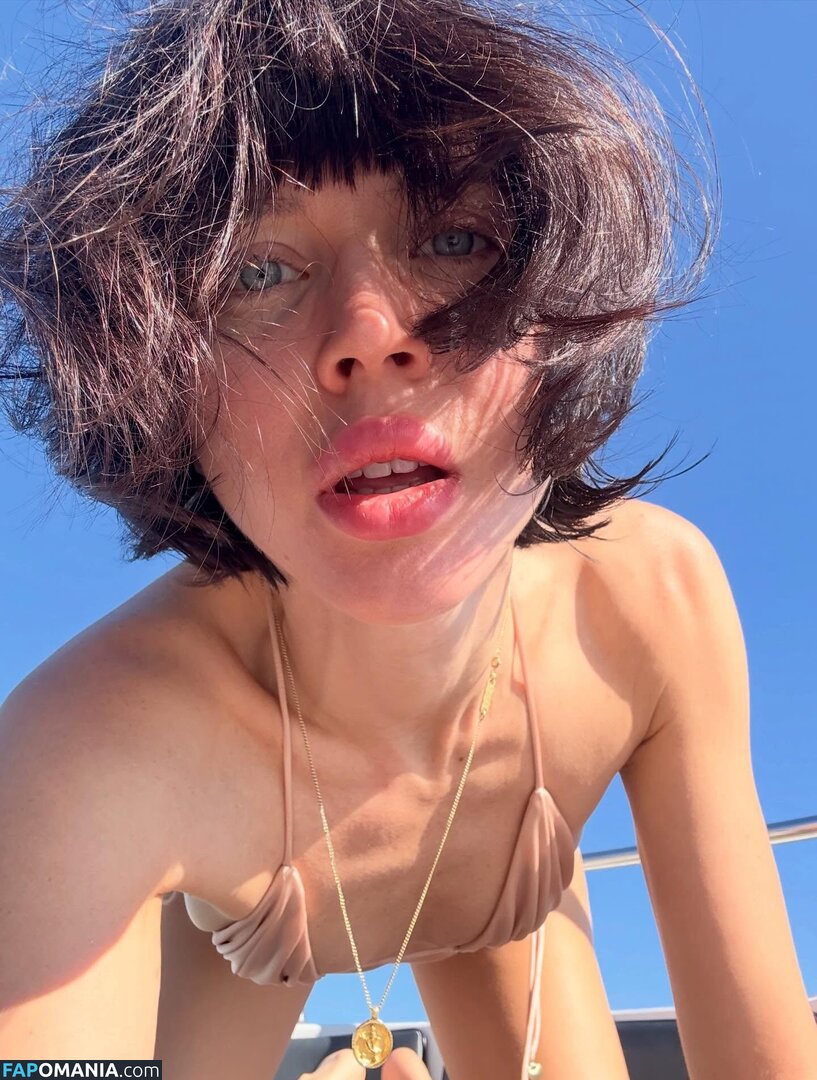 Natalya Shelyagina / gusenica_lo Nu OnlyFans  Photo fuitée #6