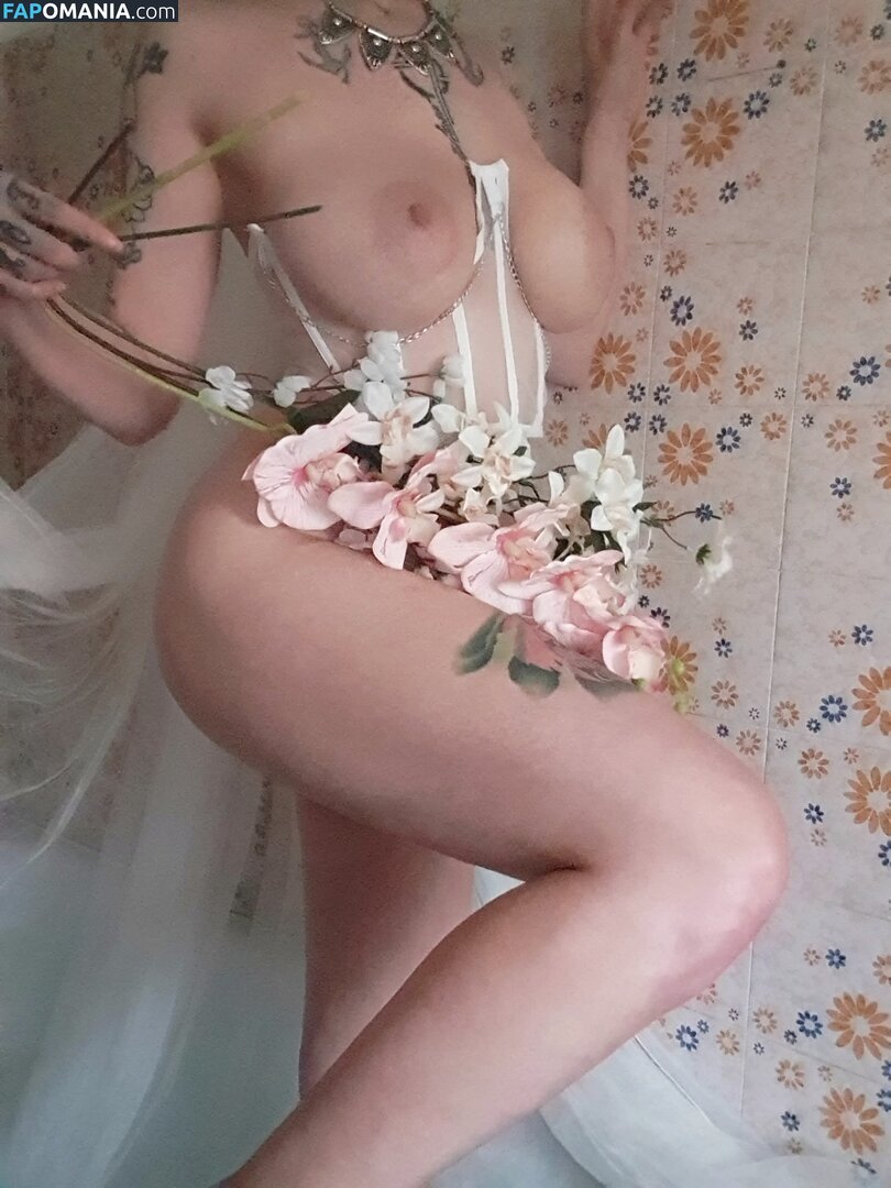 NausicaaRondina Nu OnlyFans  Photo fuitée #22
