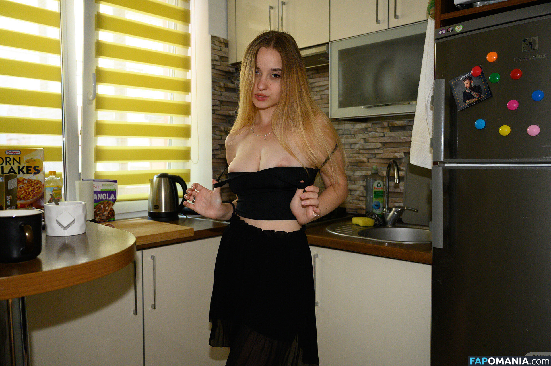 Naya Fire / Naya_fire_ / naya.on.fire / naya_fire Nu OnlyFans  Photo fuitée #1