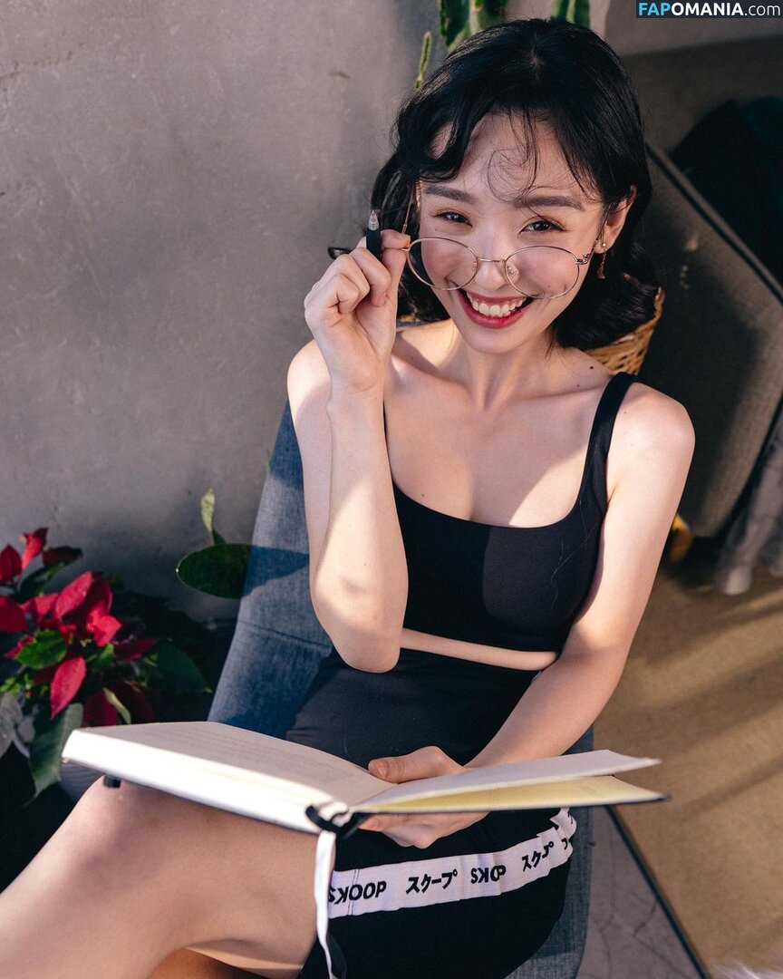 Nayoung Kim / nayoungkim18 Nu OnlyFans  Photo fuitée #25
