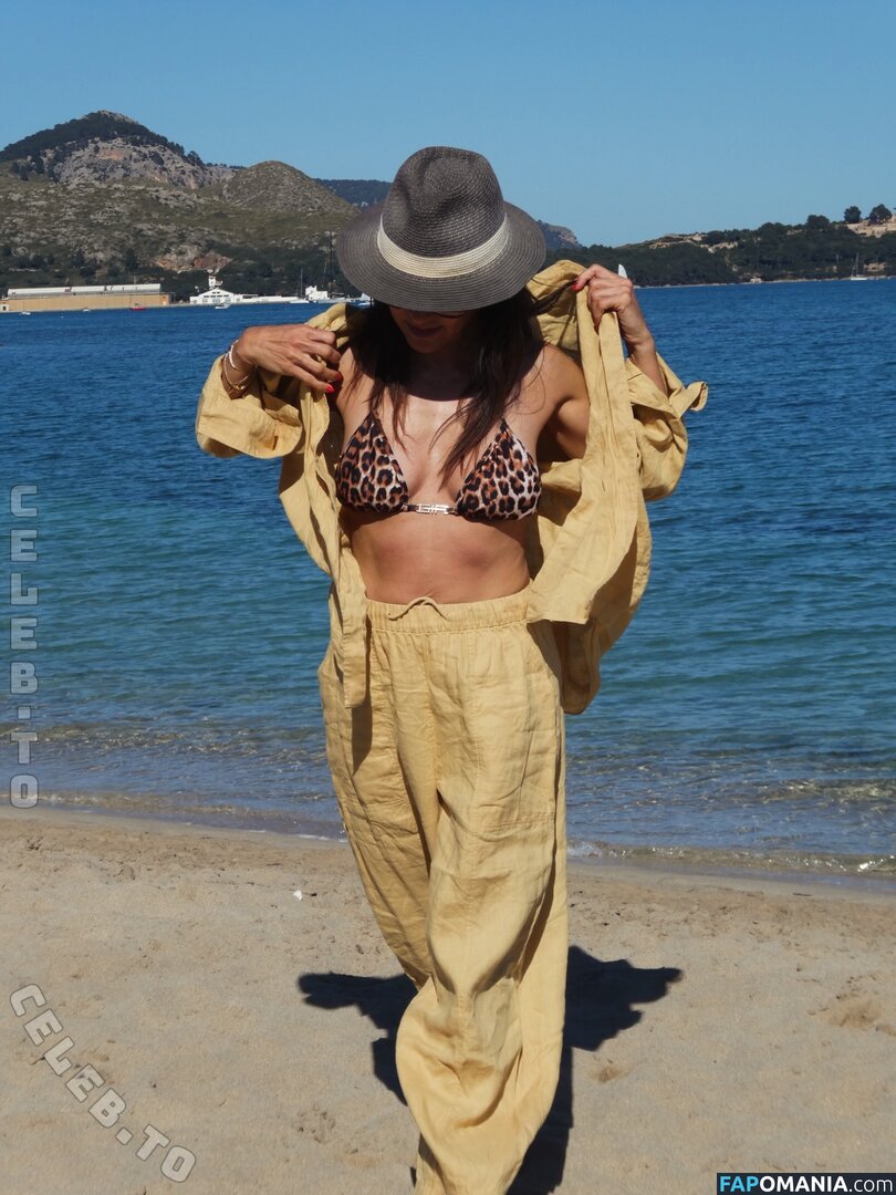 Nazan Eckes / nazaneckes Nu OnlyFans  Photo fuitée #1