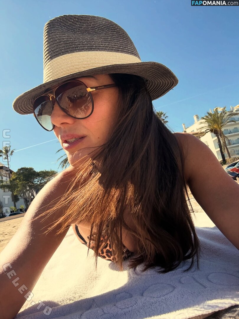 Nazan Eckes / nazaneckes Nu OnlyFans  Photo fuitée #7