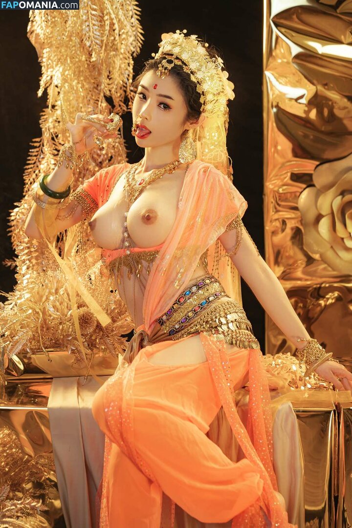 kumicho_cat / nekokoyoshi / nekososto / 喵小吉 / 爆机少女 喵小吉 Nu OnlyFans  Photo fuitée #534