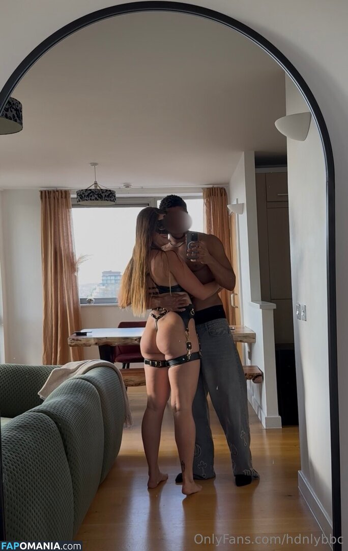 1kinkybix / Nelly Van Der Woodsen / kinky.bix / kinkybix Nu OnlyFans  Photo fuitée #1