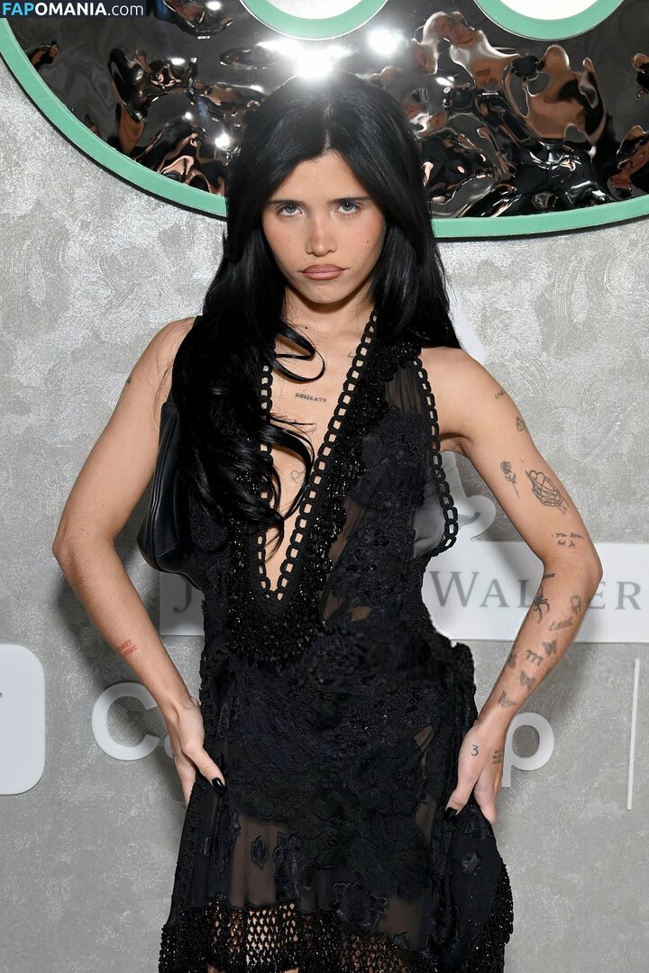 Nessa Barrett / Nessaabarrett / https: / nessabarrett Nu OnlyFans  Photo fuitée #112