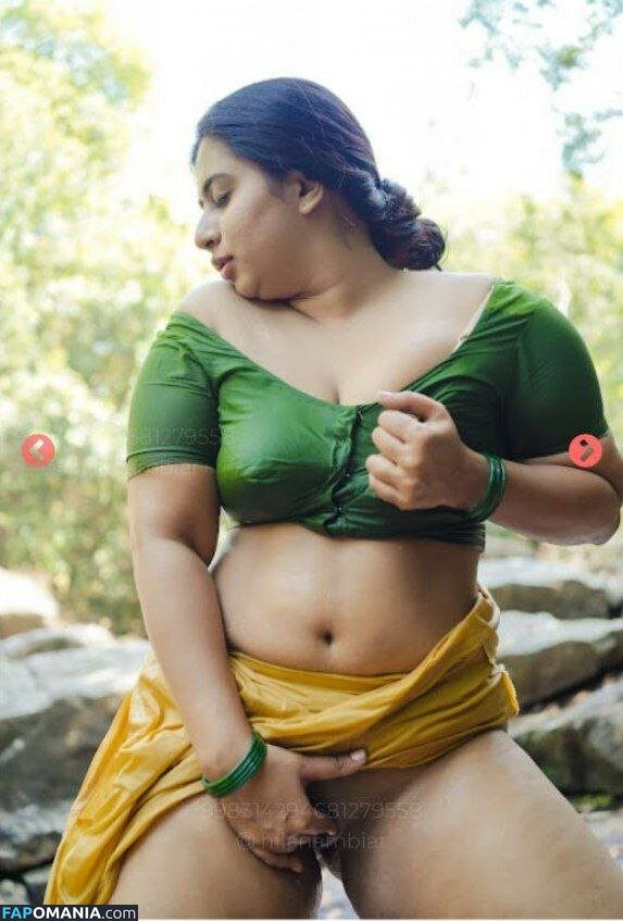 Nila Nambiar / Smera1695 / nilanambiar Nu OnlyFans  Photo fuitée #7