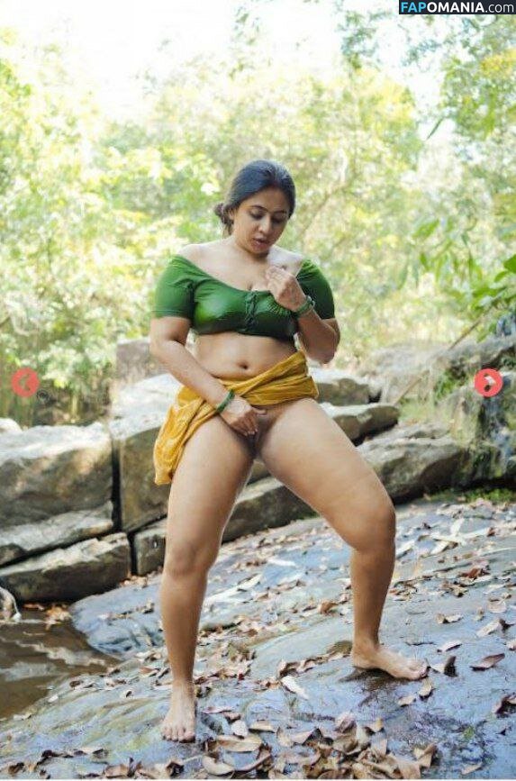Nila Nambiar / Smera1695 / nilanambiar Nu OnlyFans  Photo fuitée #9